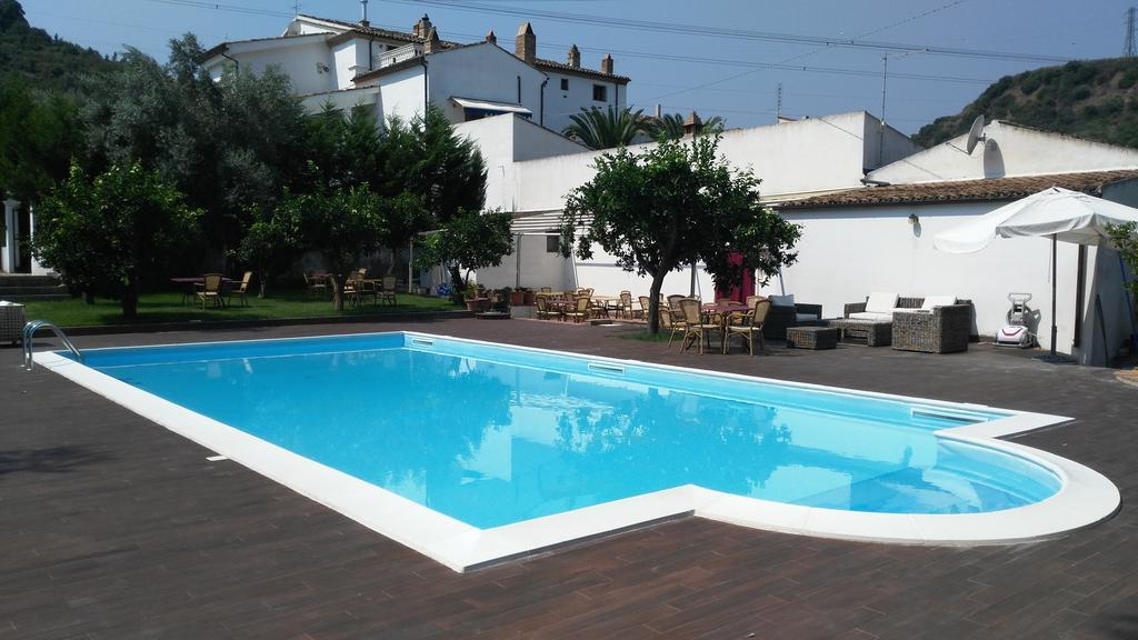 Agriturismo Malena Amica Eksteriør bilde